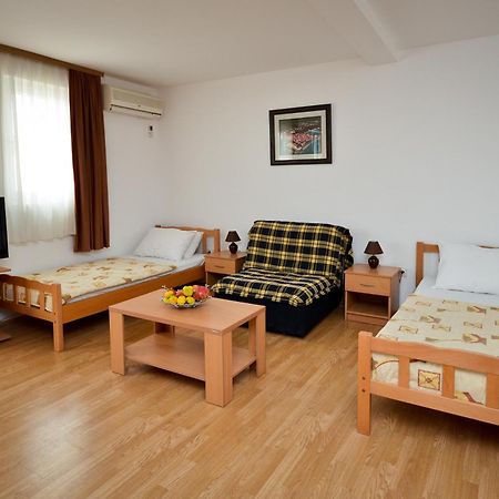 Apartmani Alexandra Budva Ruang foto