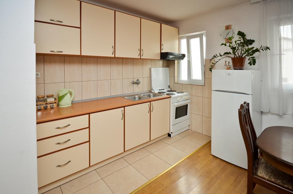 Apartmani Alexandra Budva Ruang foto