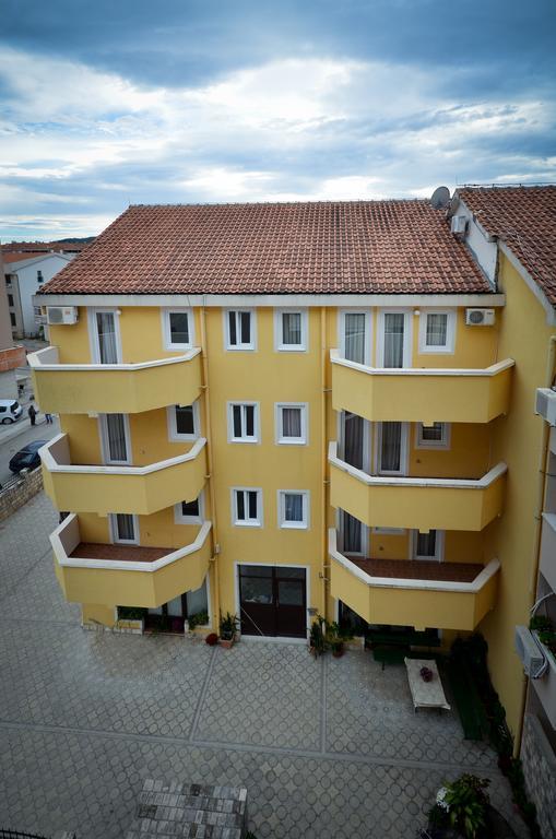 Apartmani Alexandra Budva Bagian luar foto