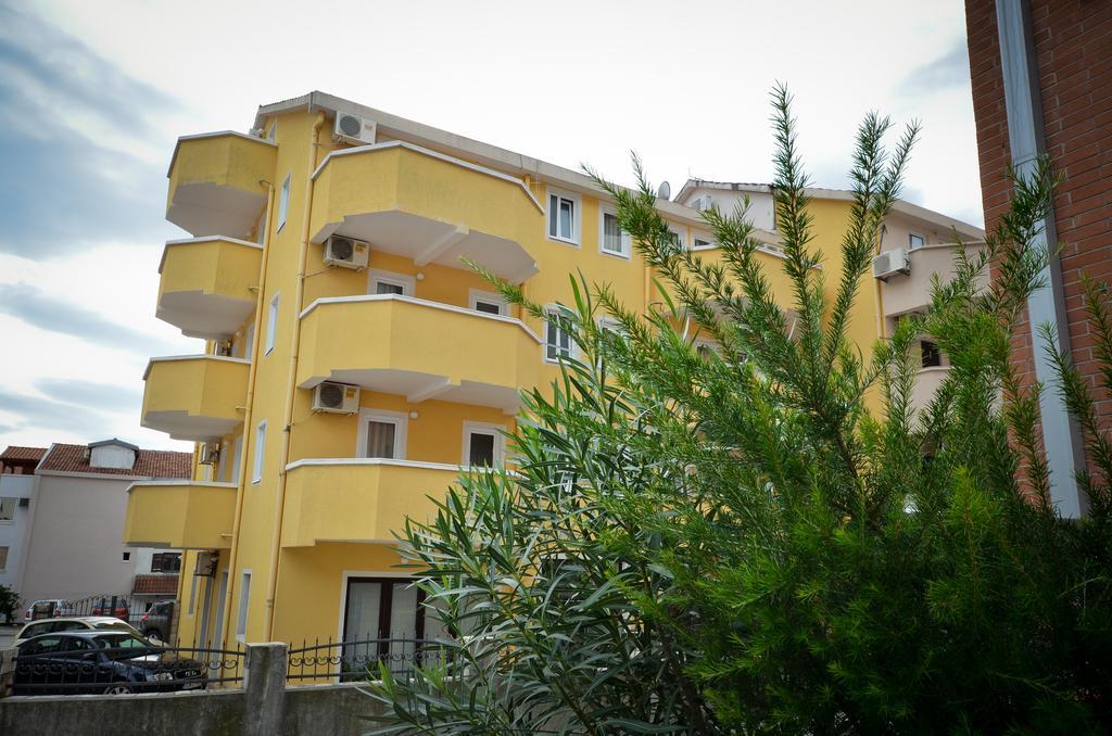 Apartmani Alexandra Budva Bagian luar foto