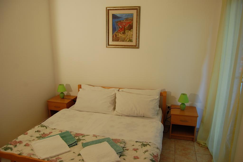 Apartmani Alexandra Budva Ruang foto